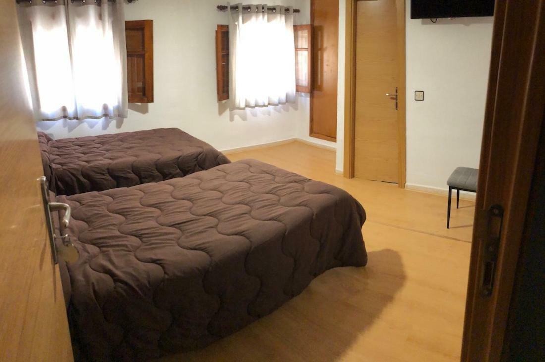 Hostal El Arco Almazán Buitenkant foto