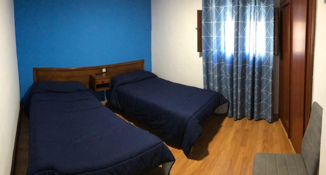 Hostal El Arco Almazán Buitenkant foto